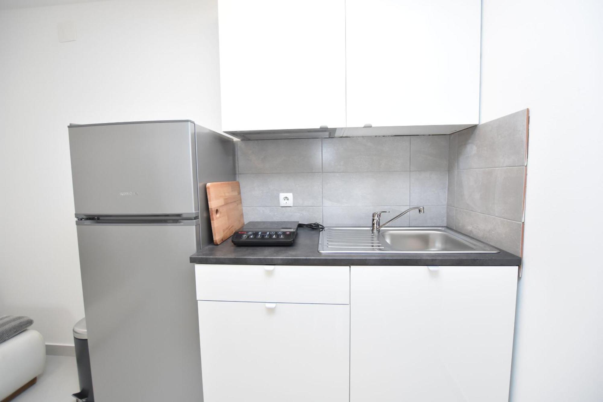 Apartments Leonardo Primosten Ngoại thất bức ảnh